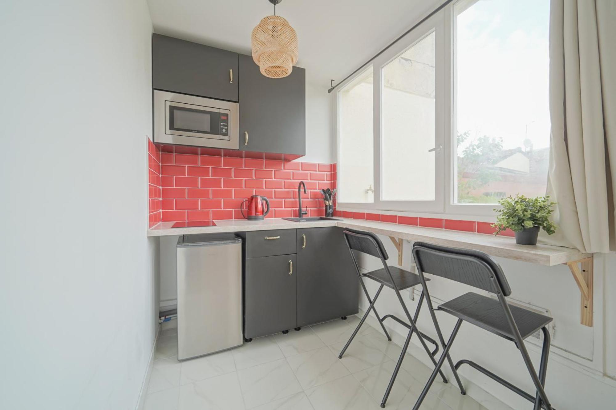 Апартаменти Complete 1Br With Balcony Only 5 Min. On Foot To Metro By Doorman Сент-Уан Екстер'єр фото