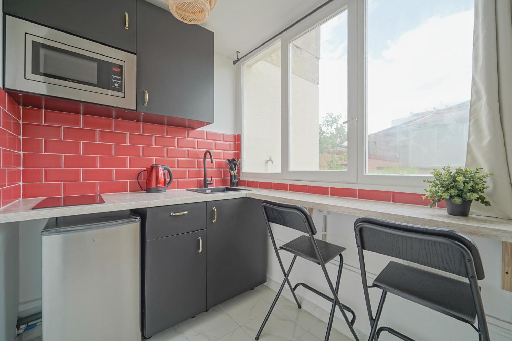 Апартаменти Complete 1Br With Balcony Only 5 Min. On Foot To Metro By Doorman Сент-Уан Екстер'єр фото